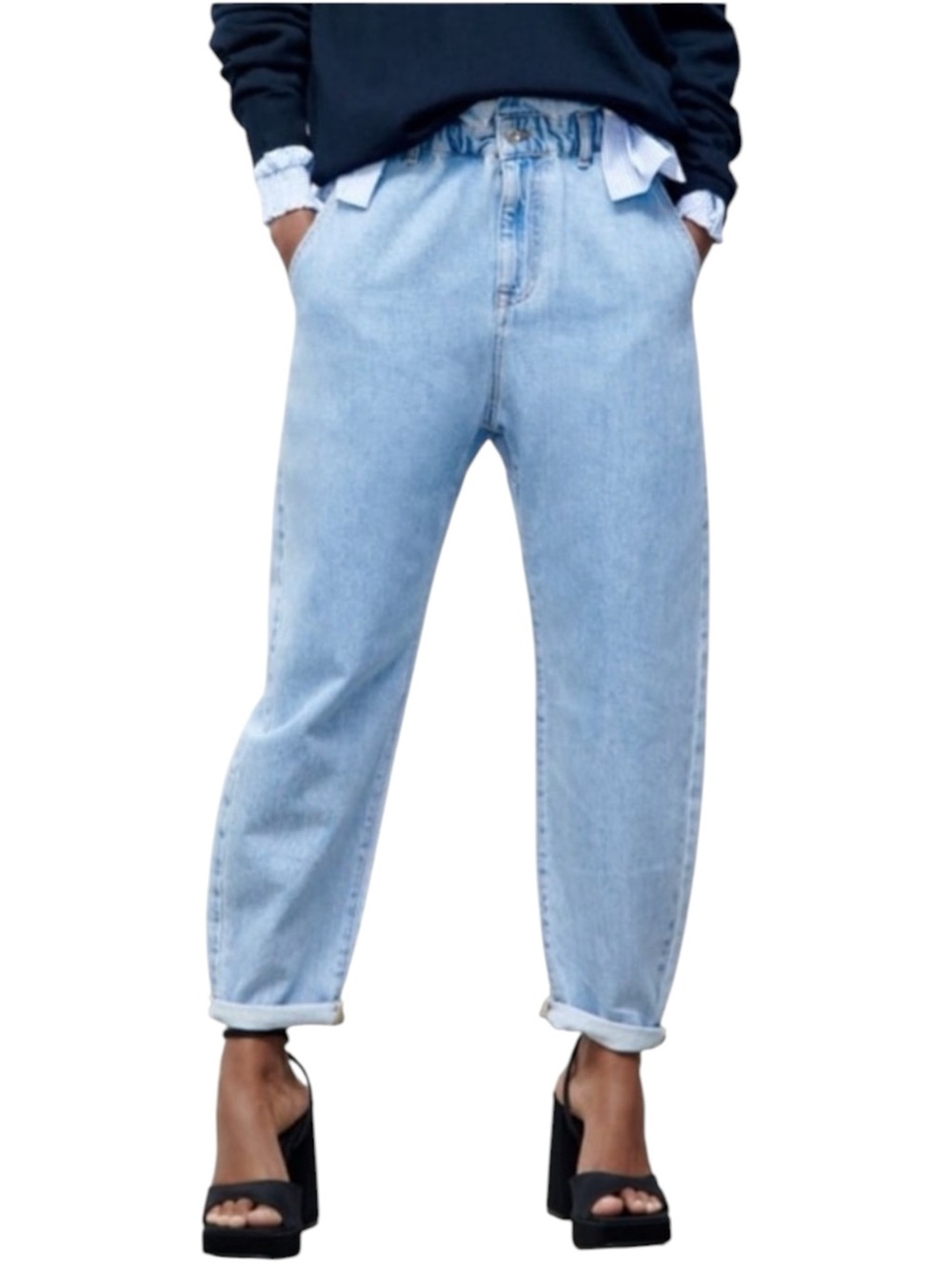Zara Paper Bag Barrel High Waisted Jean in Light Wash Size 12